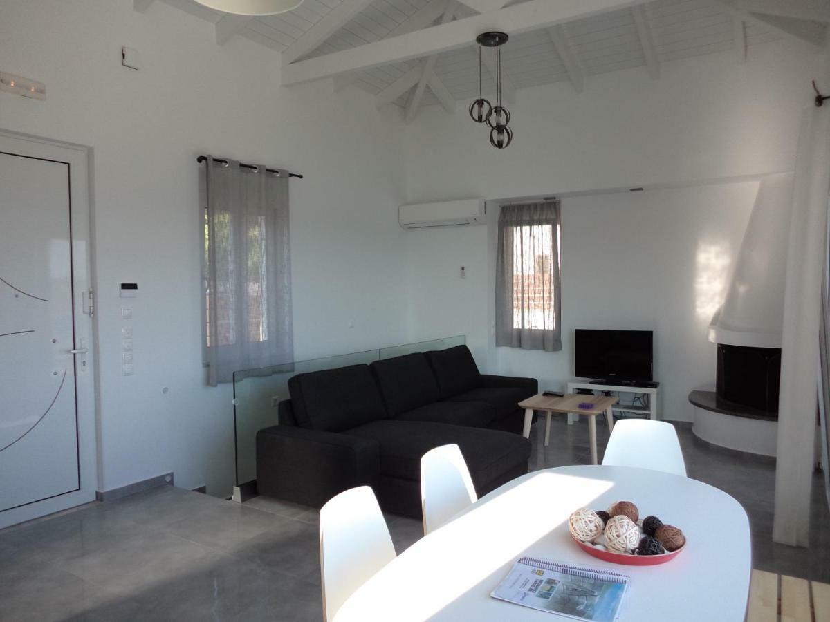 Lefka'S Villas Vivari Luaran gambar